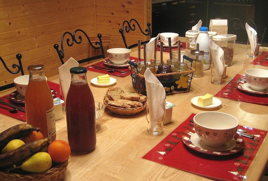 Chambres d'Hôtes la Pierre d'Oran LʼArgentière-la-Bessée Extérieur photo