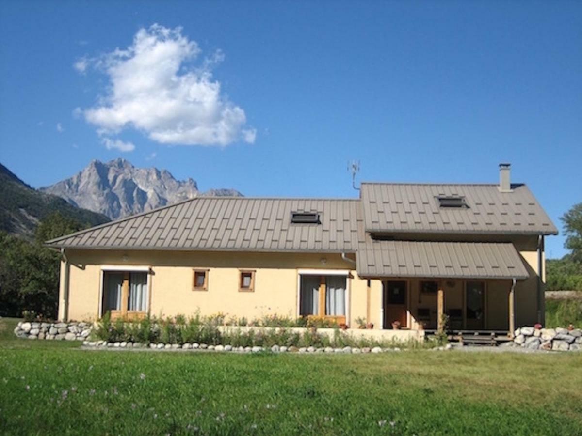 Chambres d'Hôtes la Pierre d'Oran LʼArgentière-la-Bessée Extérieur photo